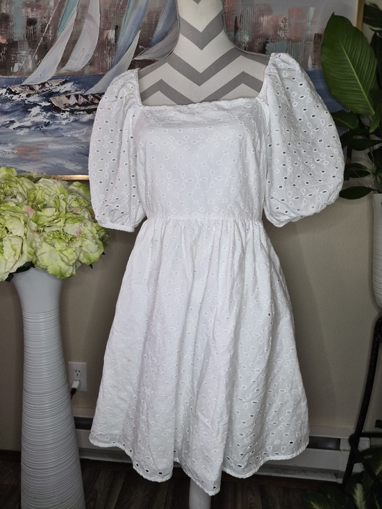 a new day Dresses & Skirts - New Day Womens White Eyelet Puff-Sleeve Mini Open Back Dress